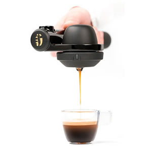 Кофеварка для автомобиля handpresso. Смотреть фото Кофеварка для автомобиля handpresso. Смотреть картинку Кофеварка для автомобиля handpresso. Картинка про Кофеварка для автомобиля handpresso. Фото Кофеварка для автомобиля handpresso